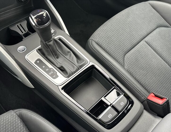 Audi Q2 SUV / Terénní 1,5 l 110 kw