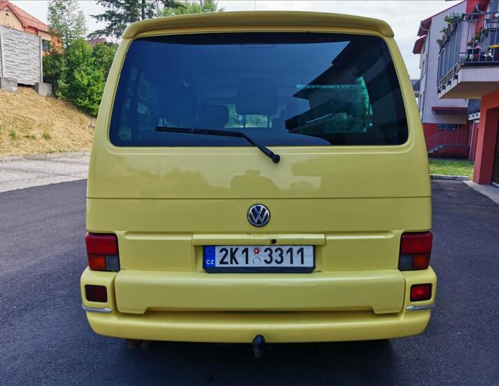 Volkswagen Multivan 8