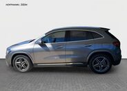 Mercedes-Benz GLA 8