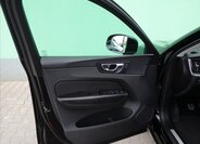 Volvo XC60 SUV / Terénní 2,0 l 110 kw