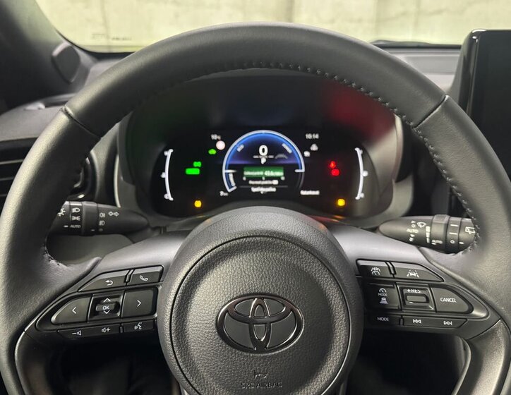 Toyota Yaris Cross SUV / Terénní 1,5 l 85 kw