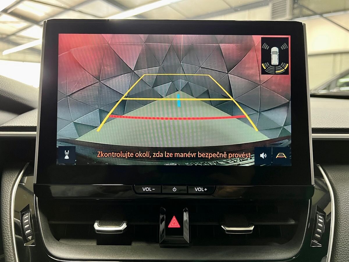 Toyota Corolla Cross SUV / Terénní 2,0 l 143 kw