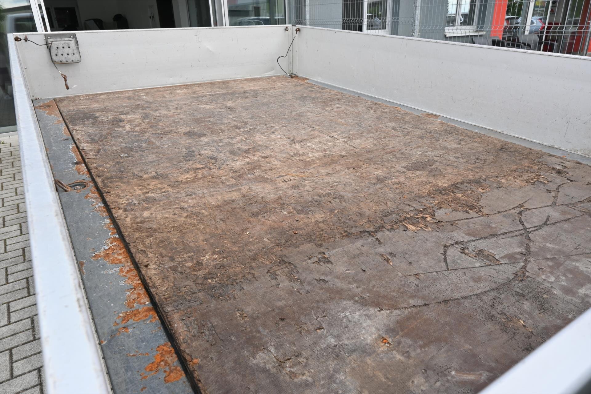 Volkswagen Transporter Valník 2,0 l 110 kw