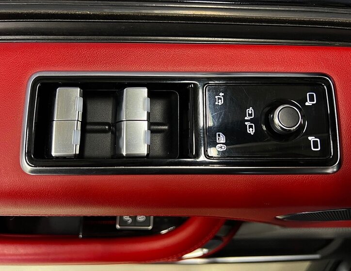 Land Rover Range Rover SUV / Terénní 3,0 l 190 kw