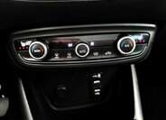 Opel Crossland X SUV / Terénní 1,5 l 75 kw