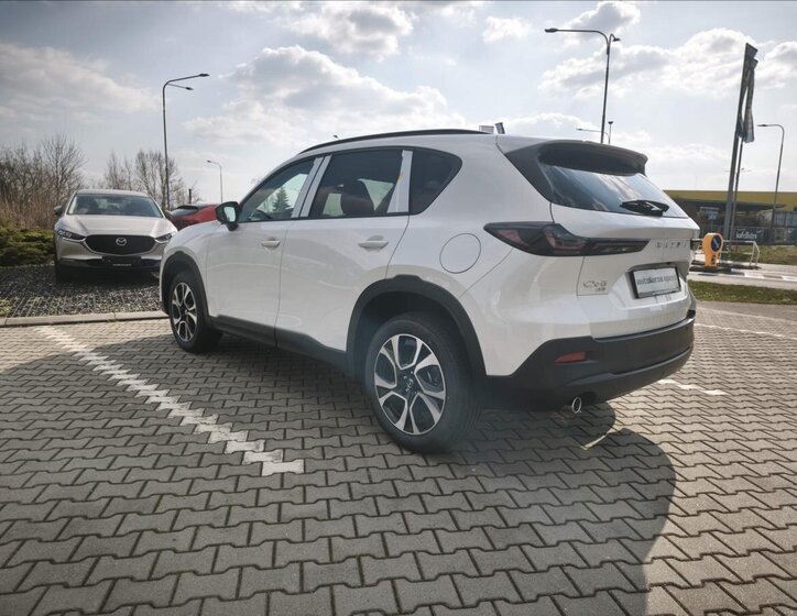 Mazda CX-5 SUV / Terénní 2,5 l 103 kw