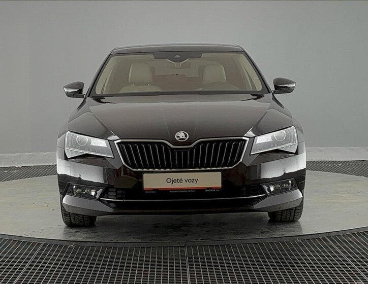 Škoda Superb Liftback 2,0 l 206 kw