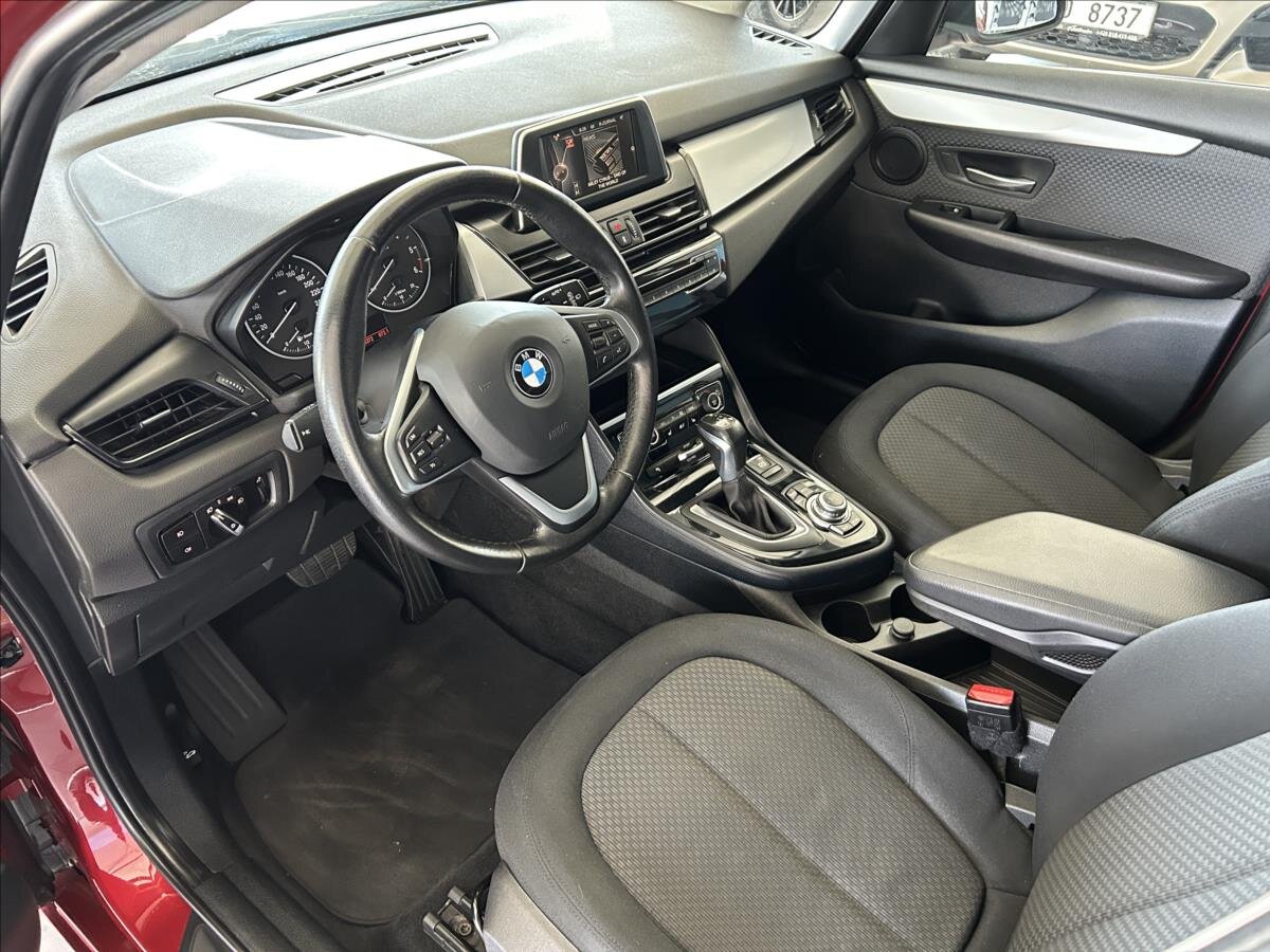 BMW Řada 2 MPV 2,0 l 110 kw