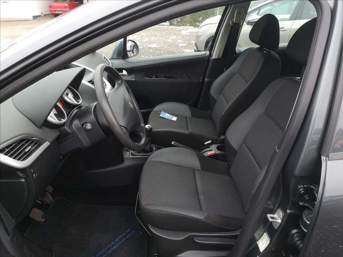 Peugeot 207 Hatchback 1,4 l 54 kw