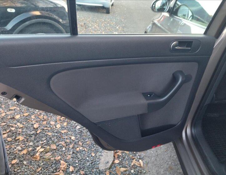 Volkswagen Golf Plus 23