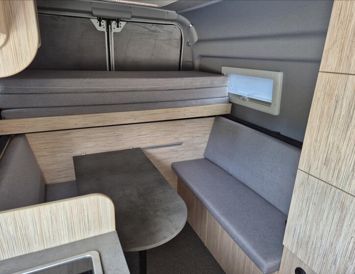 Peugeot Ostatní Ostatní 2,0 l 120 kw