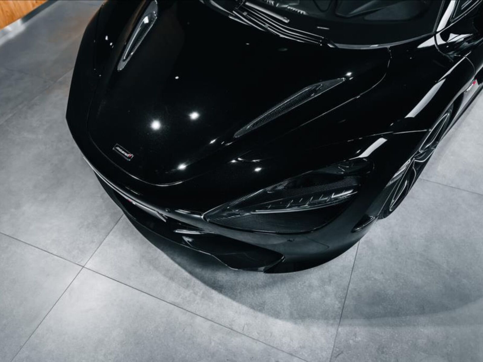 McLaren 720S 2