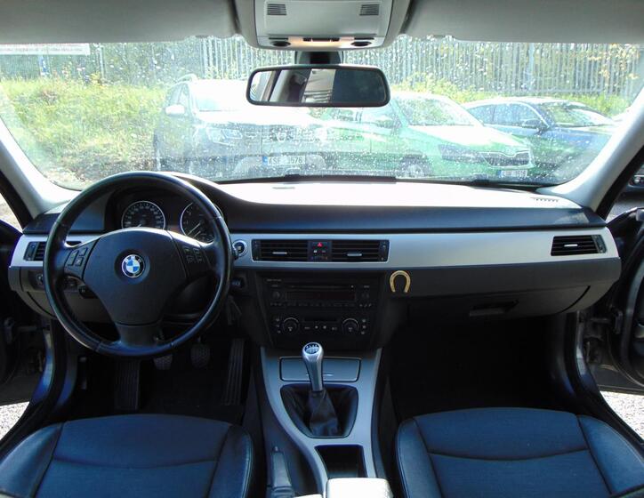 BMW Řada 3 9