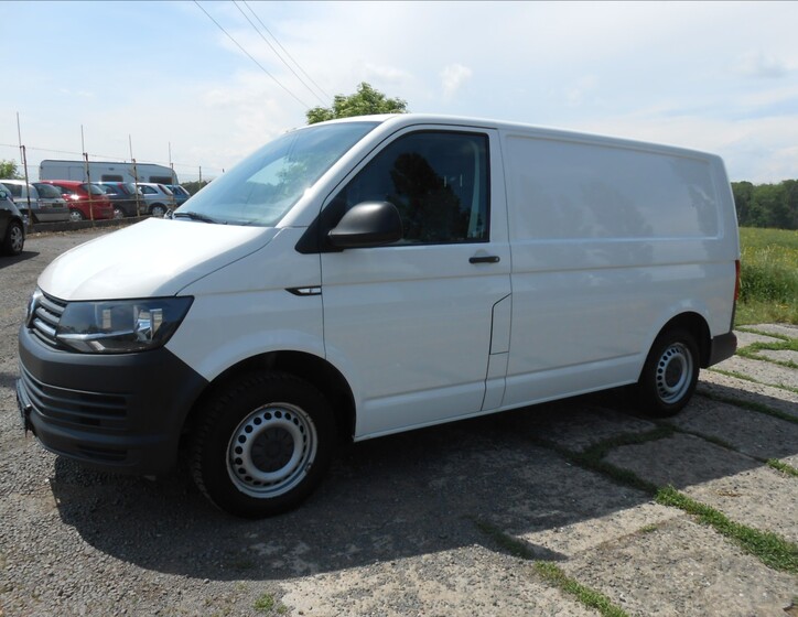 Volkswagen Transporter 1