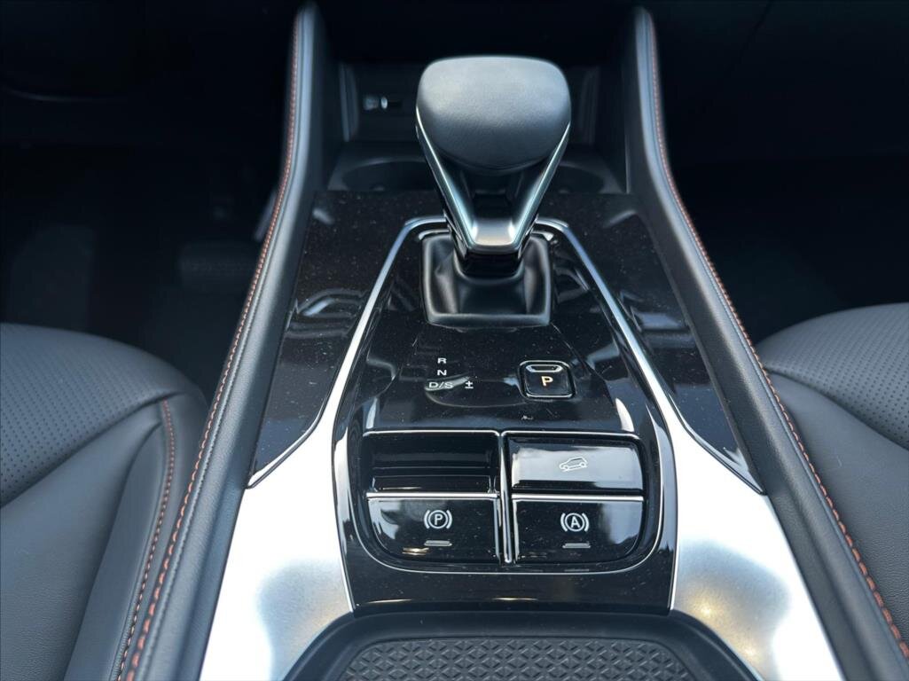 MG HS SUV / Terénní 1,5 l 125 kw