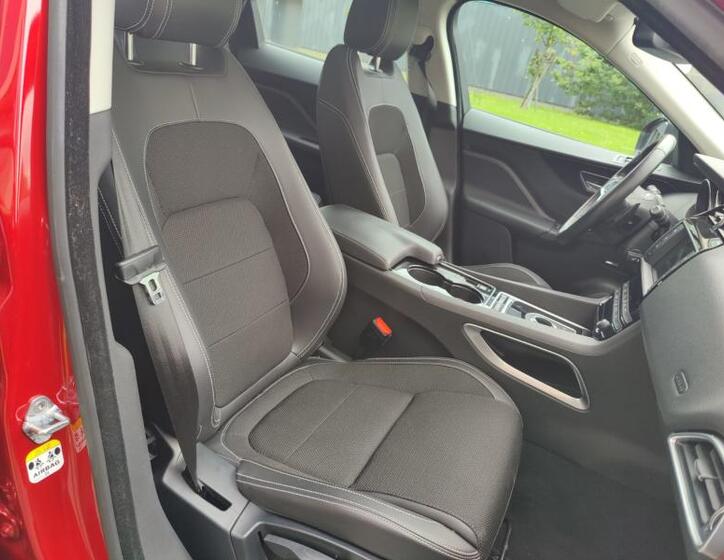 Jaguar F-Pace 25