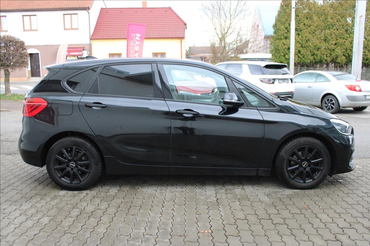 BMW Řada 2 Kombi 1,5 l 103 kw