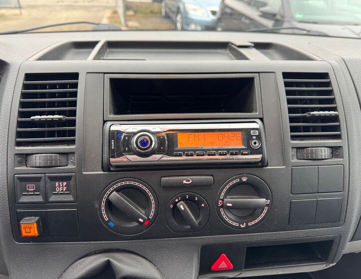 Volkswagen Transporter 21