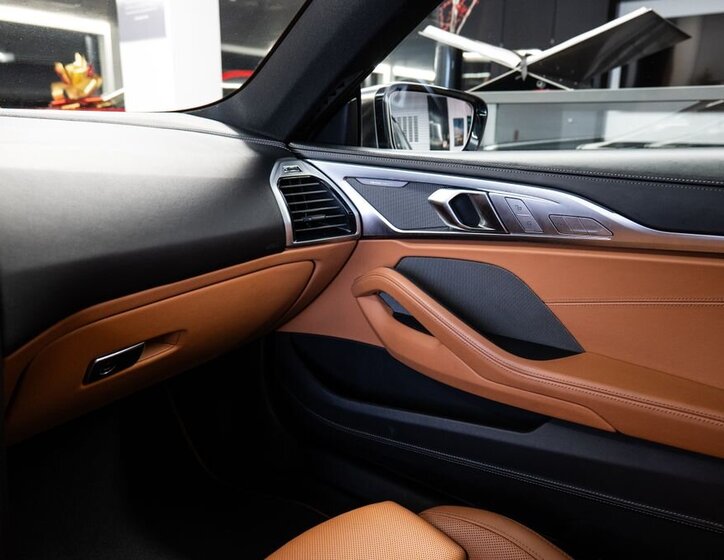 BMW Řada 8 Sedan 4,4 l 390 kw