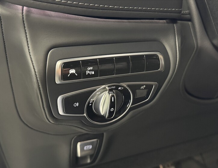 Mercedes-Benz Třídy G 11