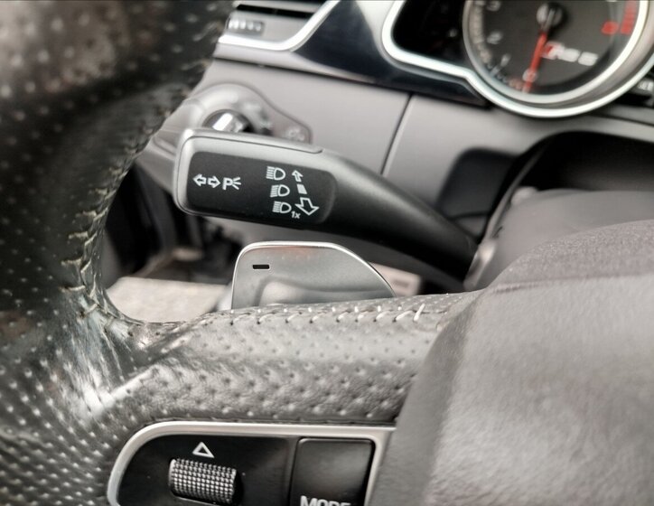 Audi RS 5 Kupé 4,2 l 331 kw