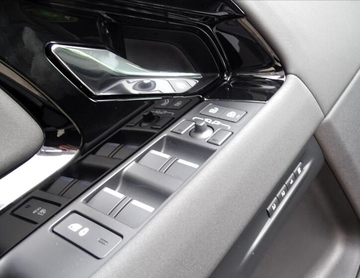 Land Rover Range Rover Evoque 8