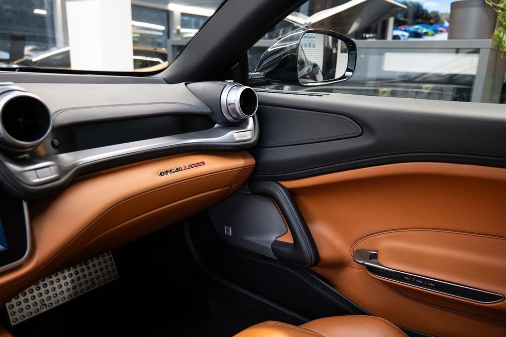 Ferrari GTC4 Lusso Kupé 6,3 l 507 kw