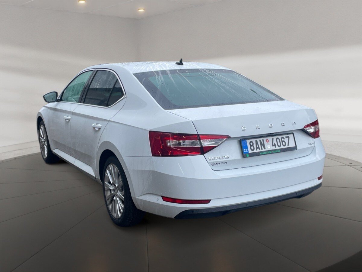 Škoda Superb Liftback 2,0 l 147 kw