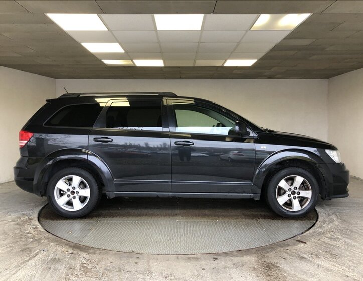 Dodge Journey 8