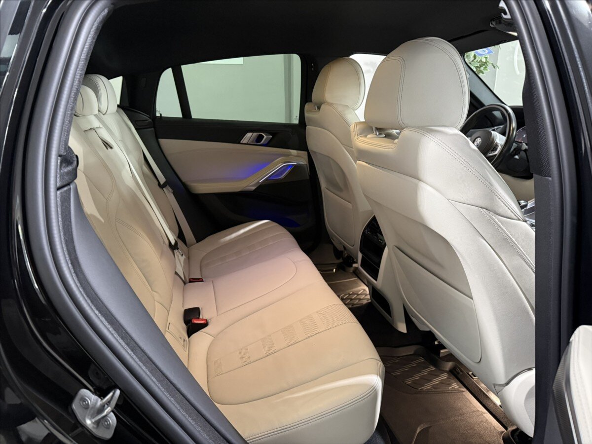 BMW X6 Sedan / Limuzína 3,0 l 250 kw