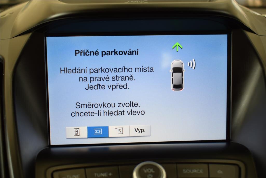 Ford Kuga SUV / Terénní 2,0 l 110 kw