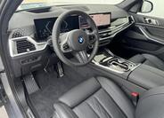 BMW X7 SUV 3,0 l 280 kw