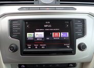 Volkswagen Passat Kombi 1,6 l 88 kw