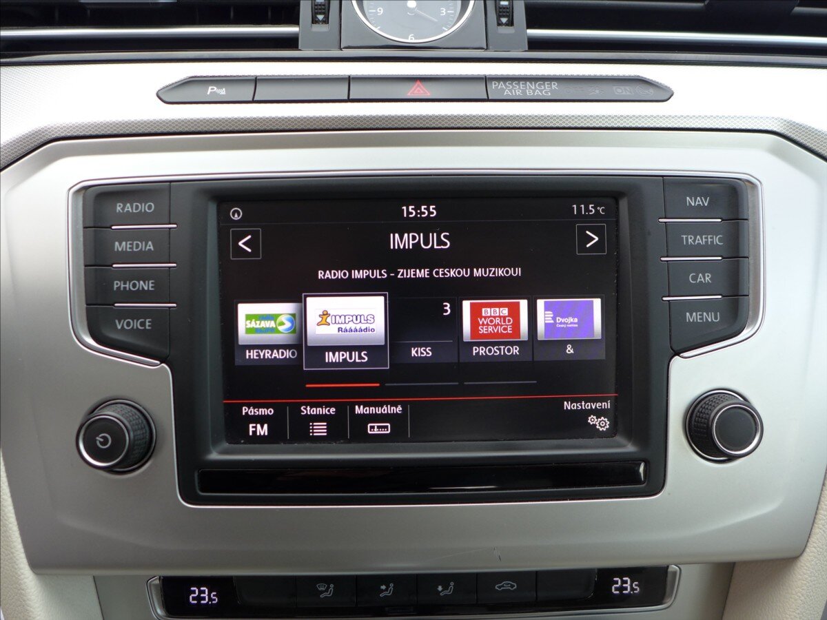 Volkswagen Passat Kombi 1,6 l 88 kw