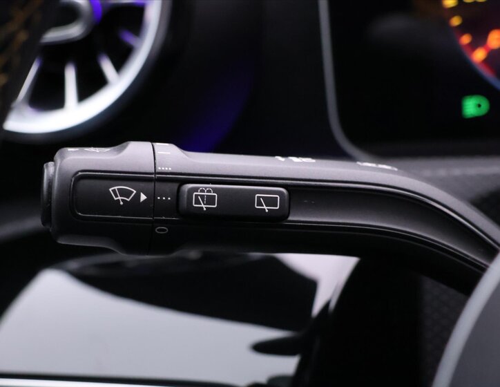 Mercedes-Benz Třídy A Hatchback 2,0 l 310 kw