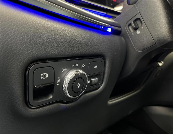 Mercedes-Benz Třídy V 11