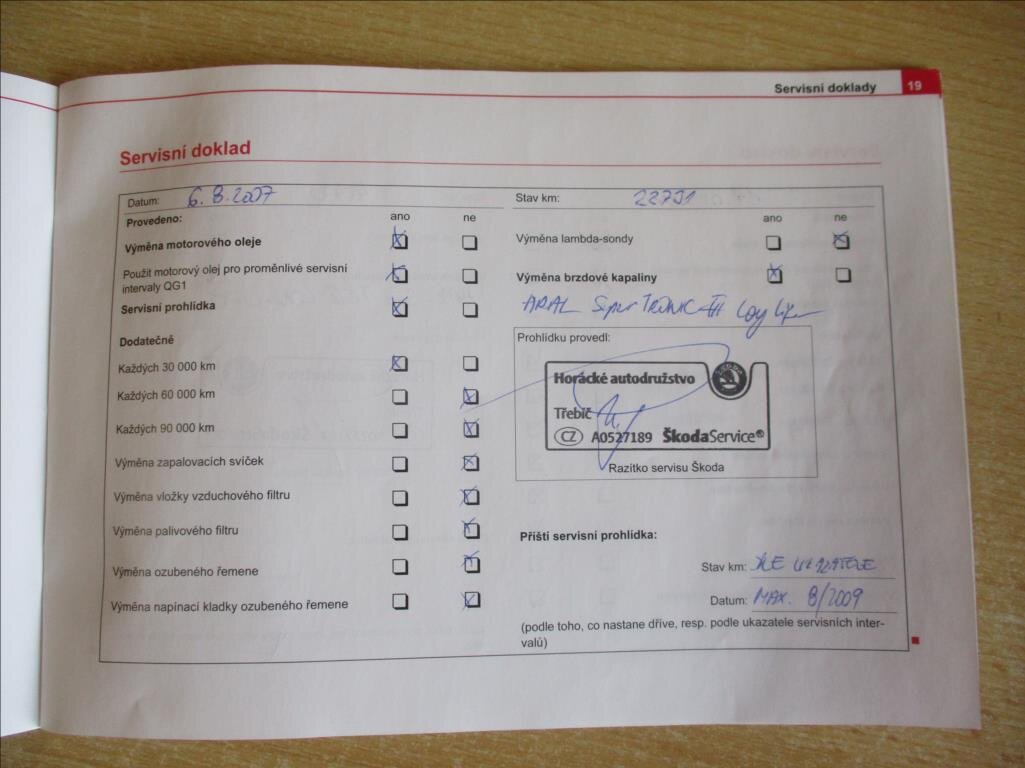 Škoda Octavia Sedan / Limuzína 1,6 l 75 kw