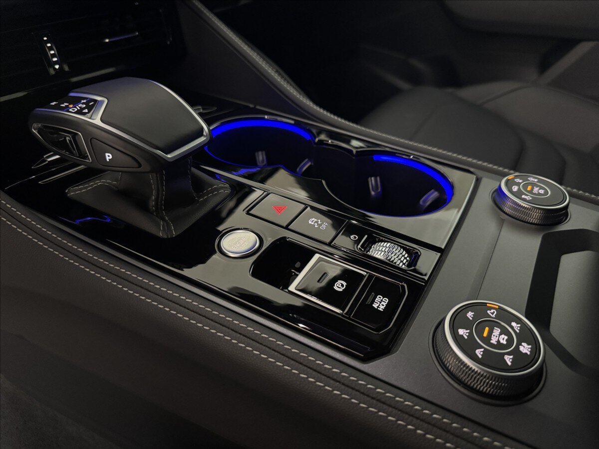 Volkswagen Touareg SUV 3,0 l 170 kw