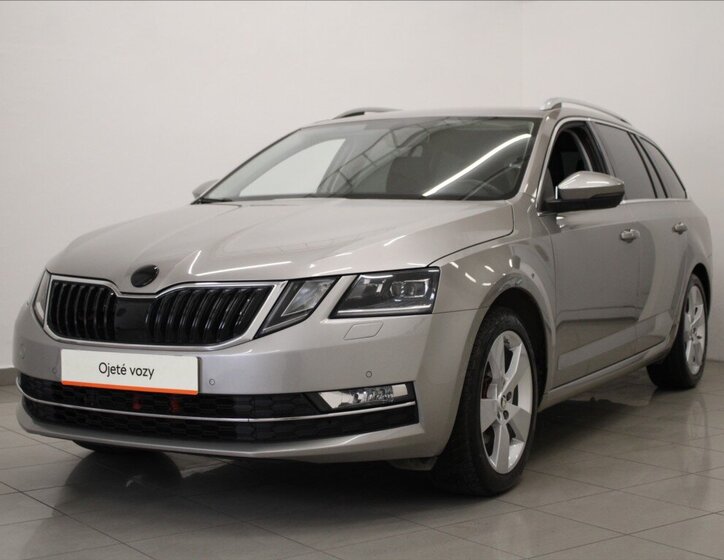 Škoda Octavia 1