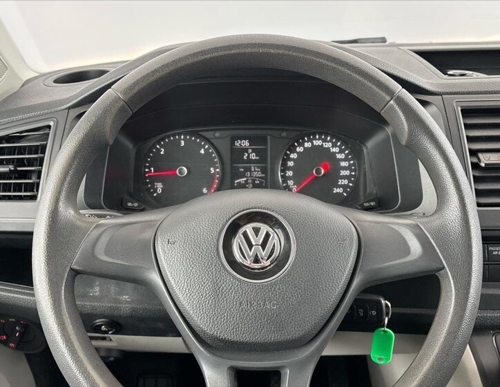 Volkswagen Transporter Kombi 2,0 l 110 kw