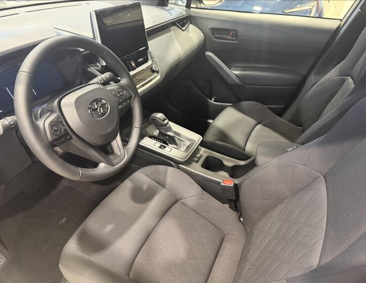 Toyota Corolla Cross 2