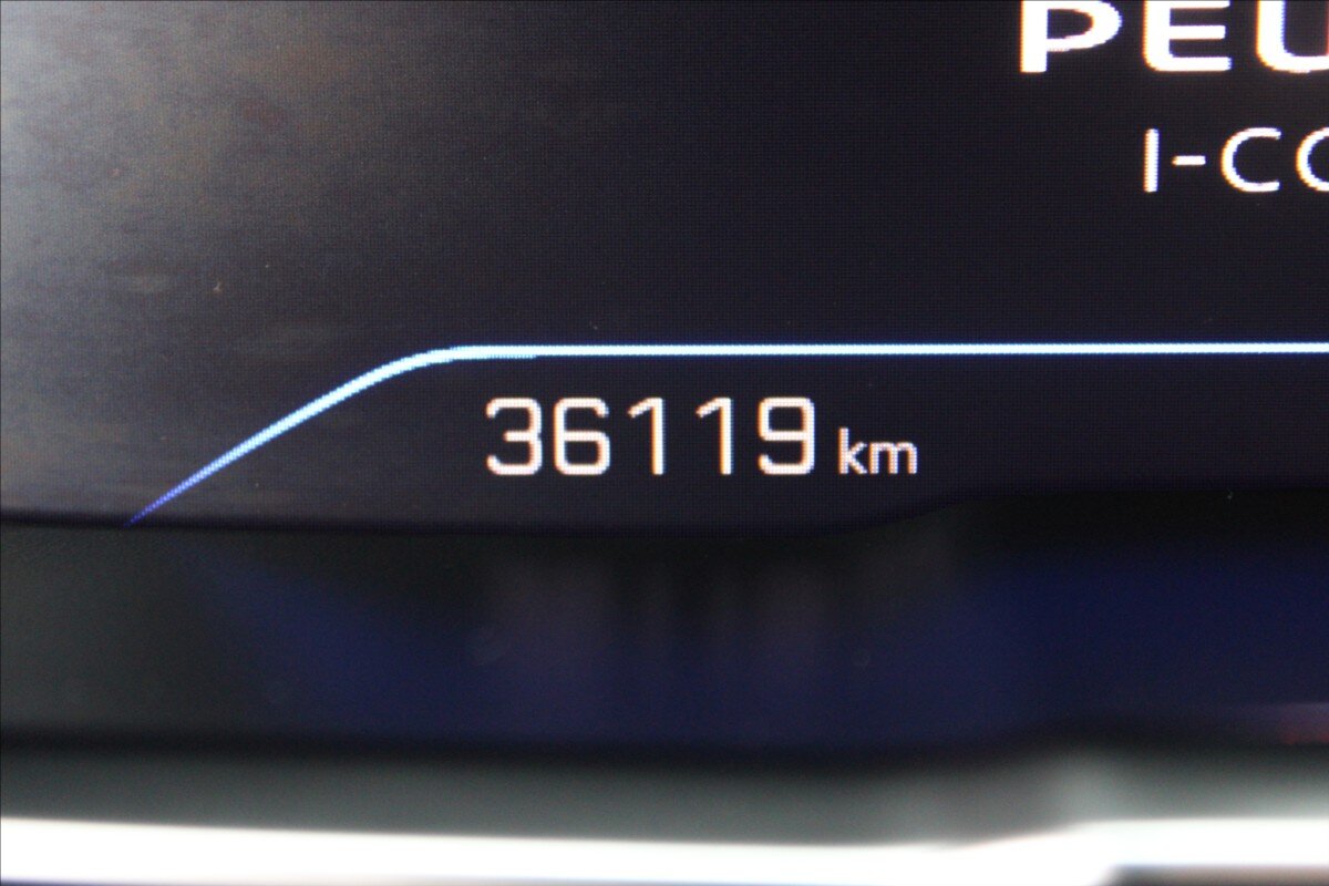 Peugeot 3008 SUV 1,5 l 96 kw