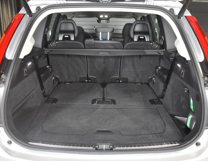 Volvo XC90 SUV 2,0 l 173 kw