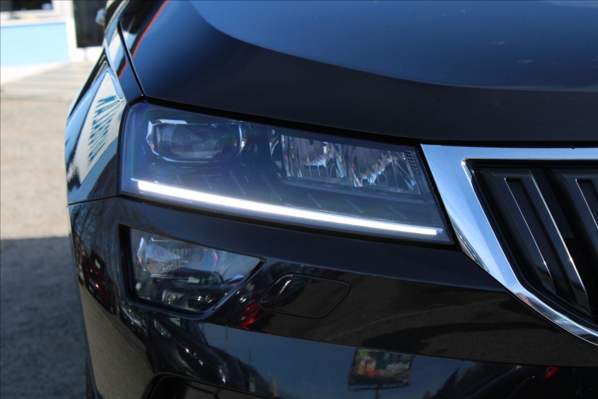 Škoda Karoq SUV / Terénní 1,5 l 110 kw