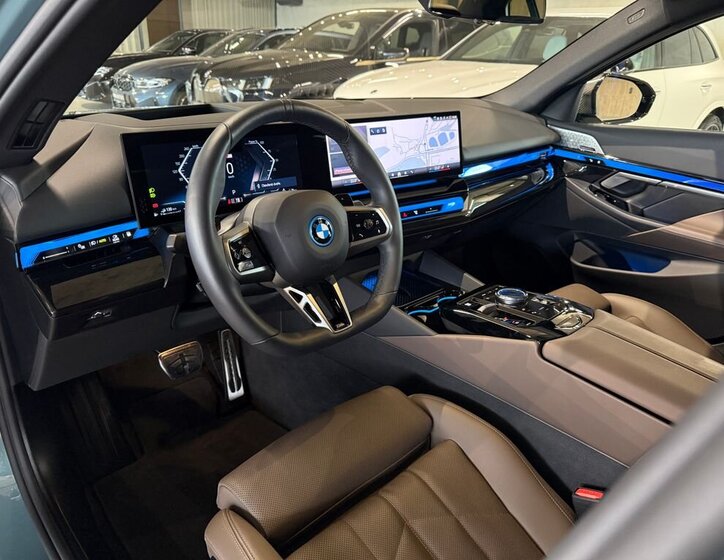 BMW Řada 5 Sedan / Limuzína 3,0 l 360 kw