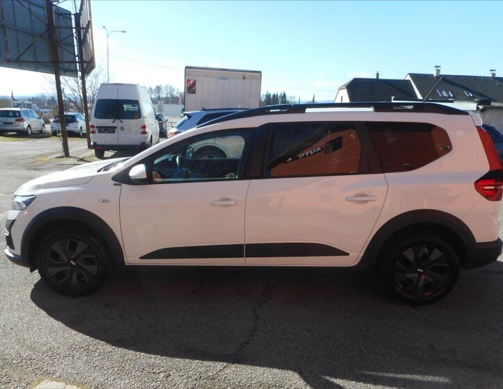 Dacia Jogger Kombi 999,0 81 kw