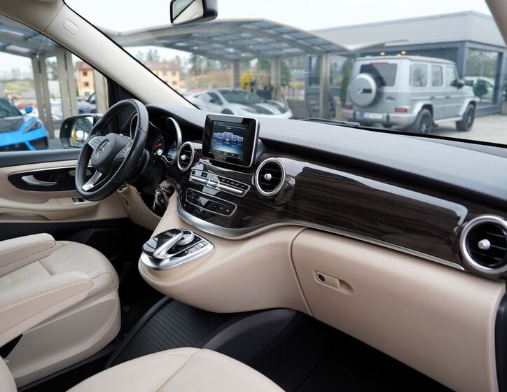 Mercedes-Benz Třídy V MPV 2,1 l 140 kw