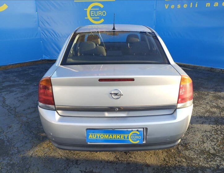Opel Vectra Sedan 1,8 l 90 kw