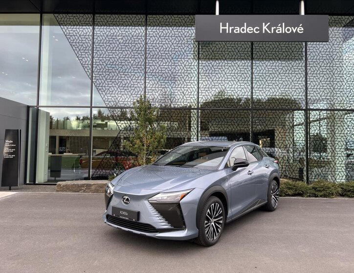 Lexus RZ 450e SUV / Terénní 0,0 230 kw