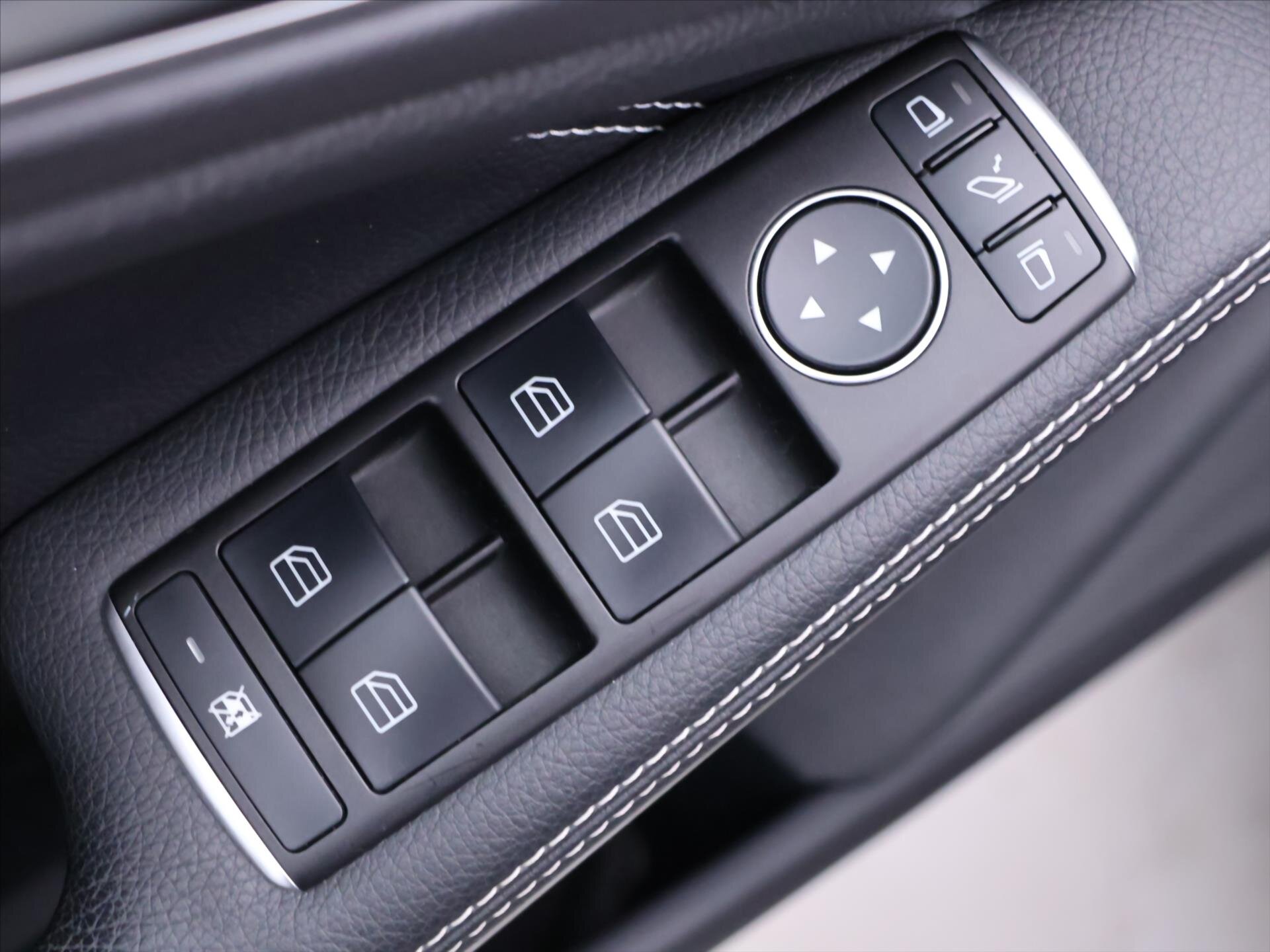 Mercedes-Benz CLA Kombi 2,0 l 155 kw